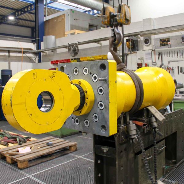 Revision Servomotor Leitapparat Laufkraftwerk Flumenthal