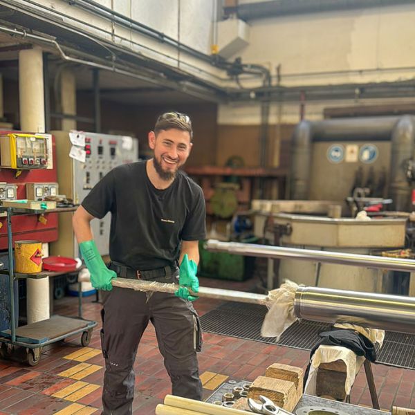 Jubiläum 5 Jahre Enes Schenker Hydraulik