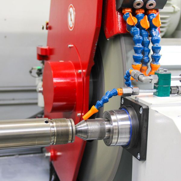 Rundschleifmaschine Hartchromwerk Erlinsbach Schenker Hydraulik