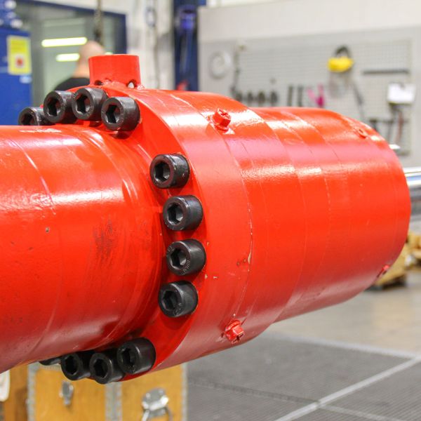 Garaventa Bergbahnen Savognin Schenker Hydraulik AG