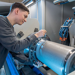 Schenker Unternehmensgruppe - DEMA Metallspritzwerk iCoat AG